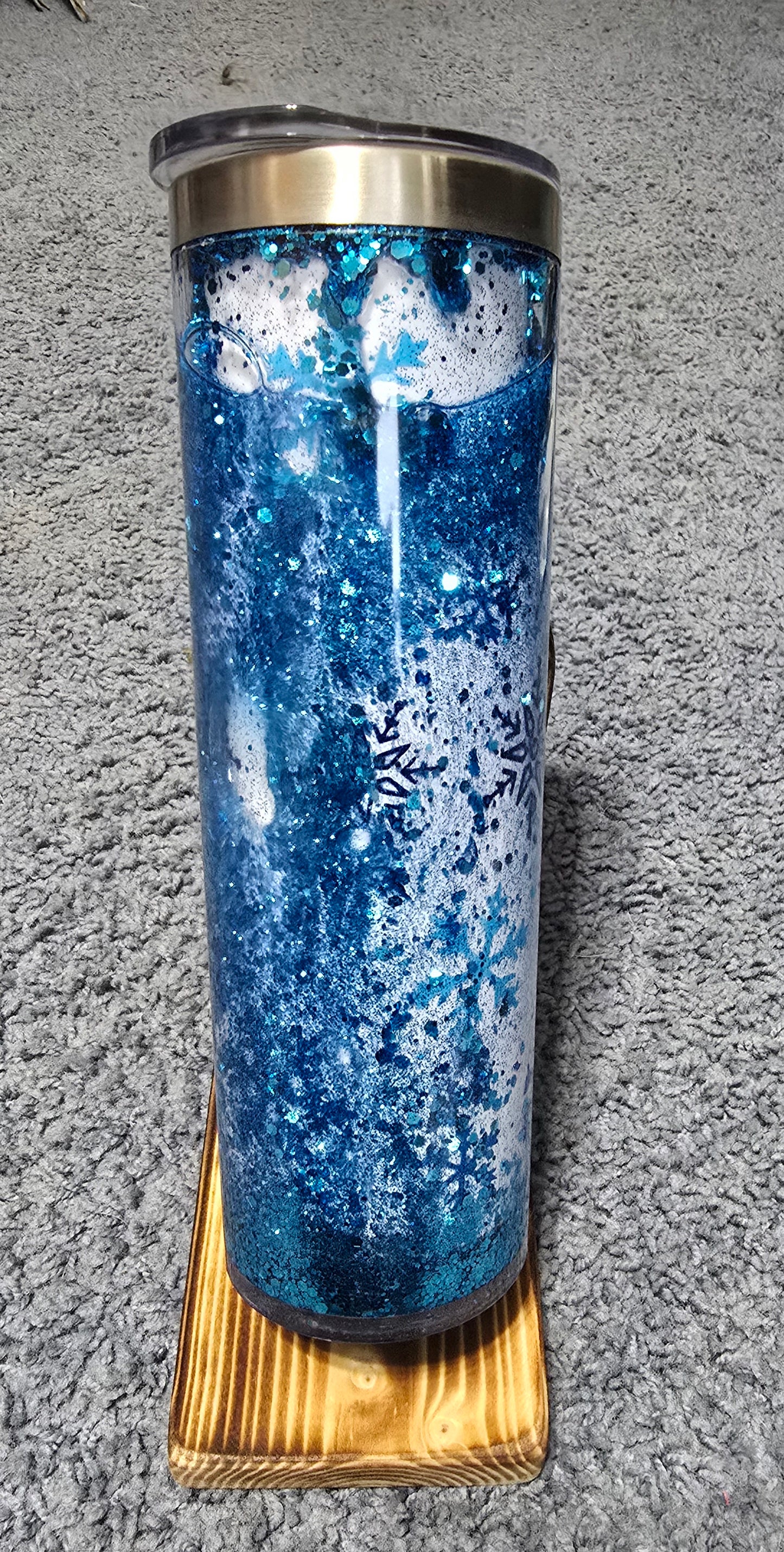 20oz Blue Snowglobe Glitter