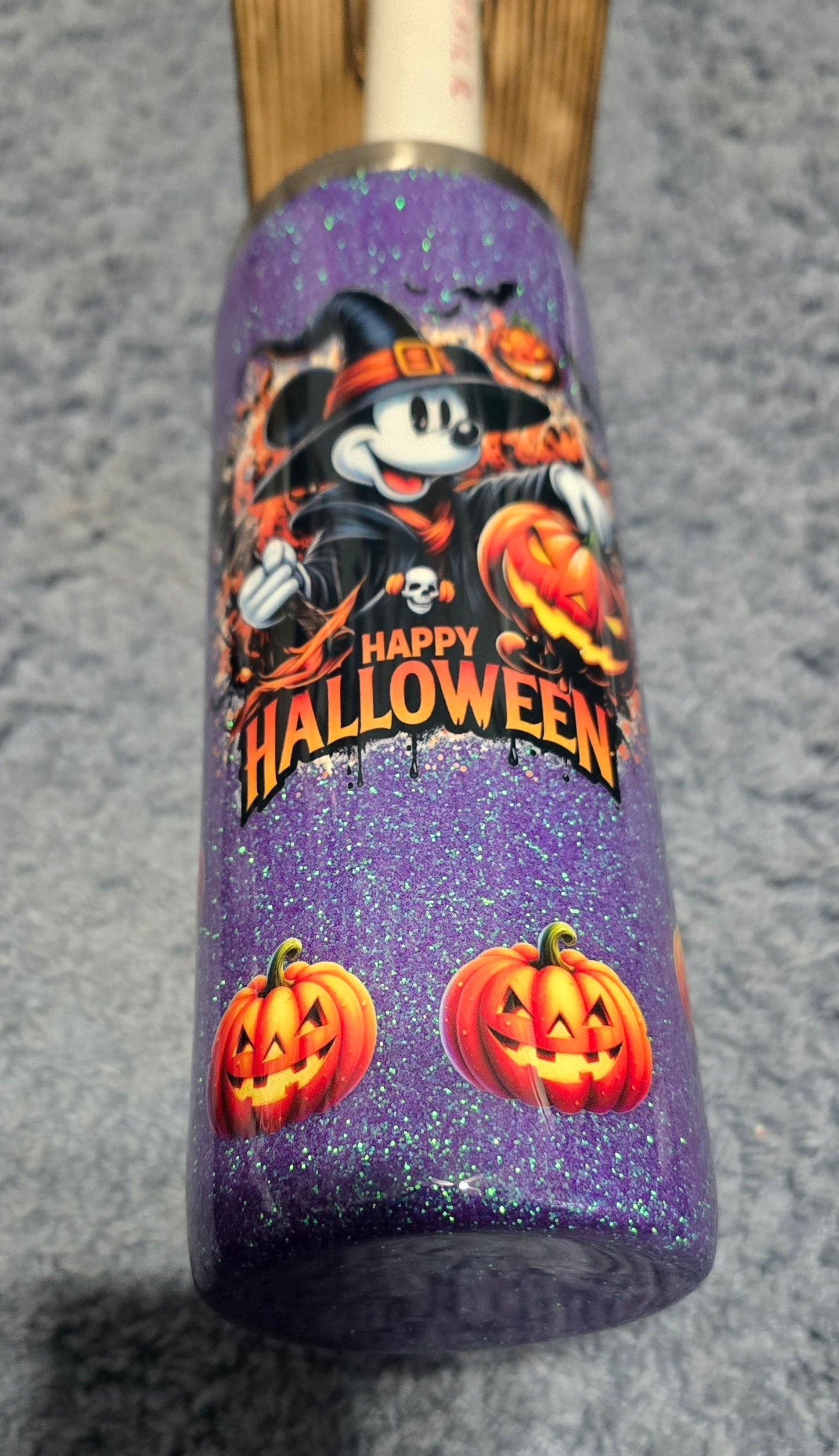 20oz Micky/Halloween Glitter base